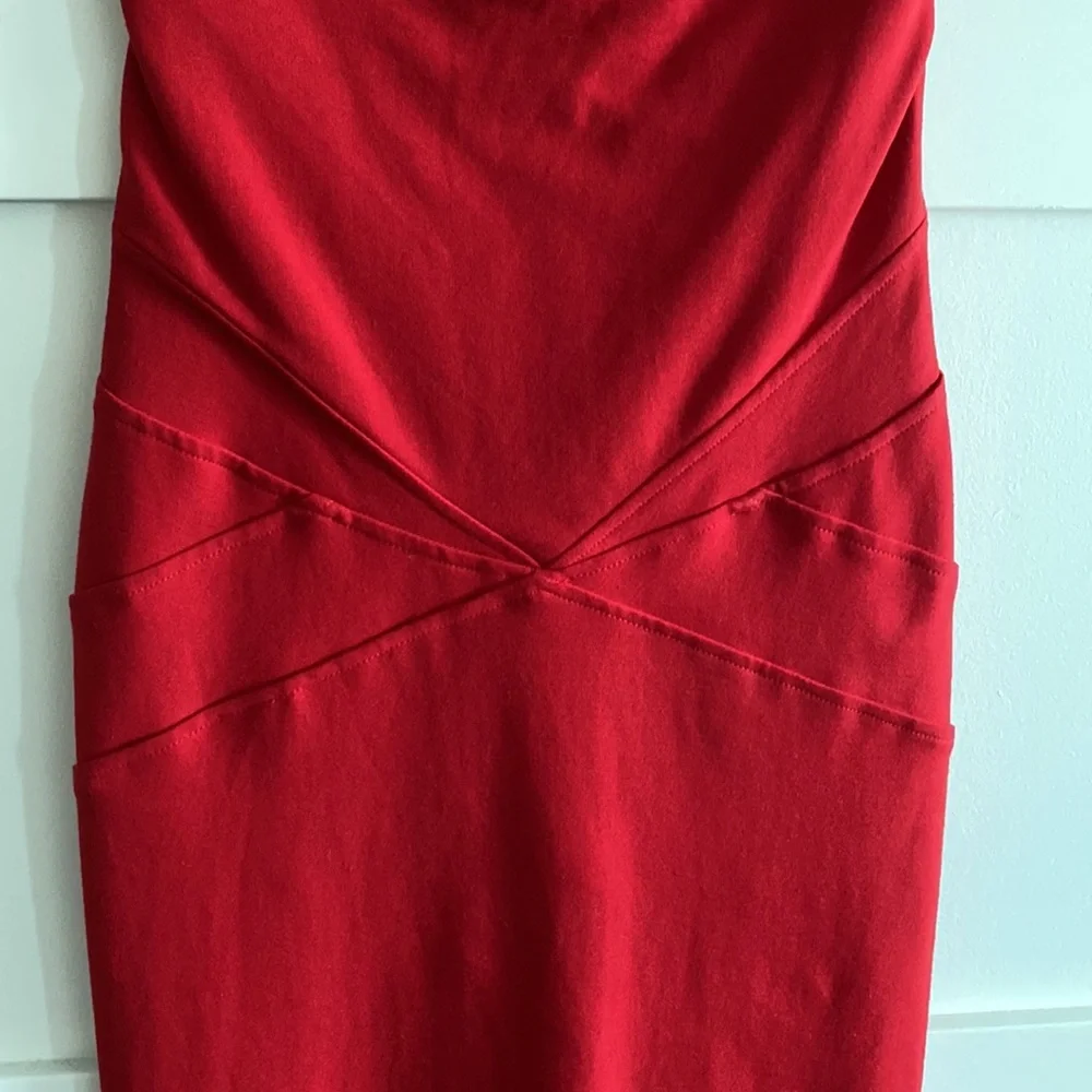 Red Diane von Furstenberg sheath dress, size 4 - Picture 4 of 7